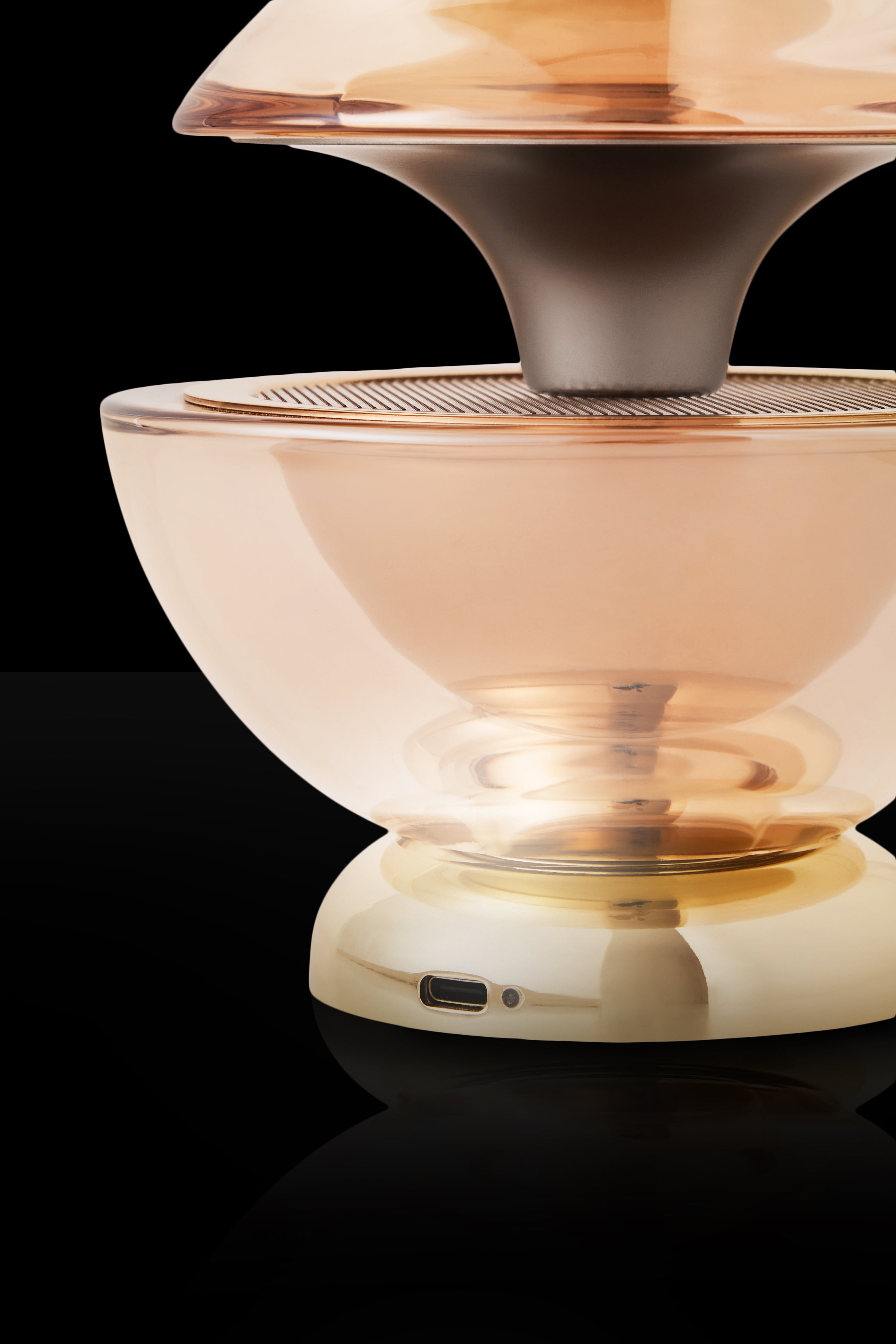 L’Indécente - Aufladbare tischlampe - Curiosités Désirables ©