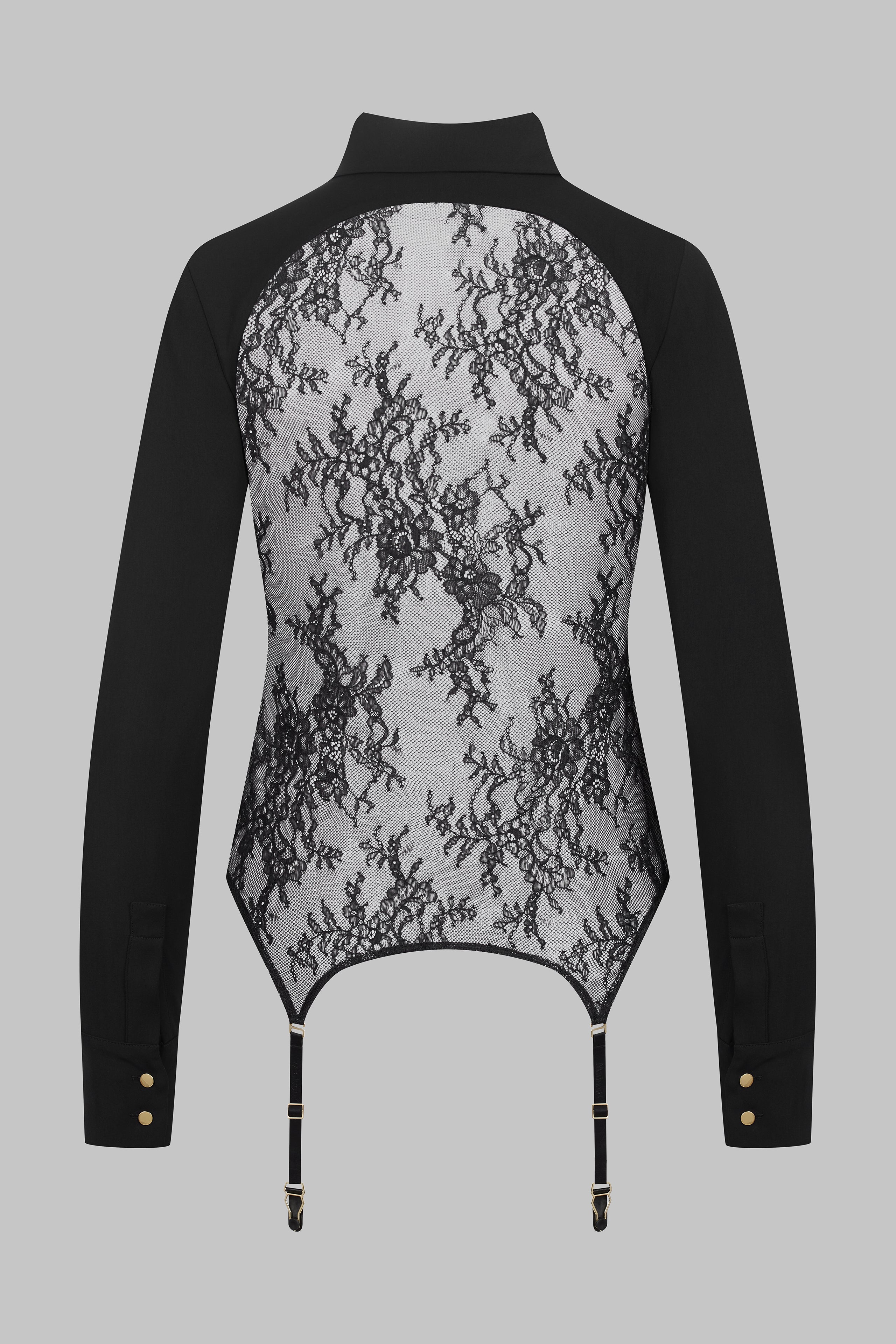 032 - Strapshemd mit Spitzenrücken