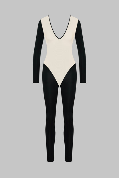 Langarm-Jumpsuit mit transparentem Rücken - Pure Tentation