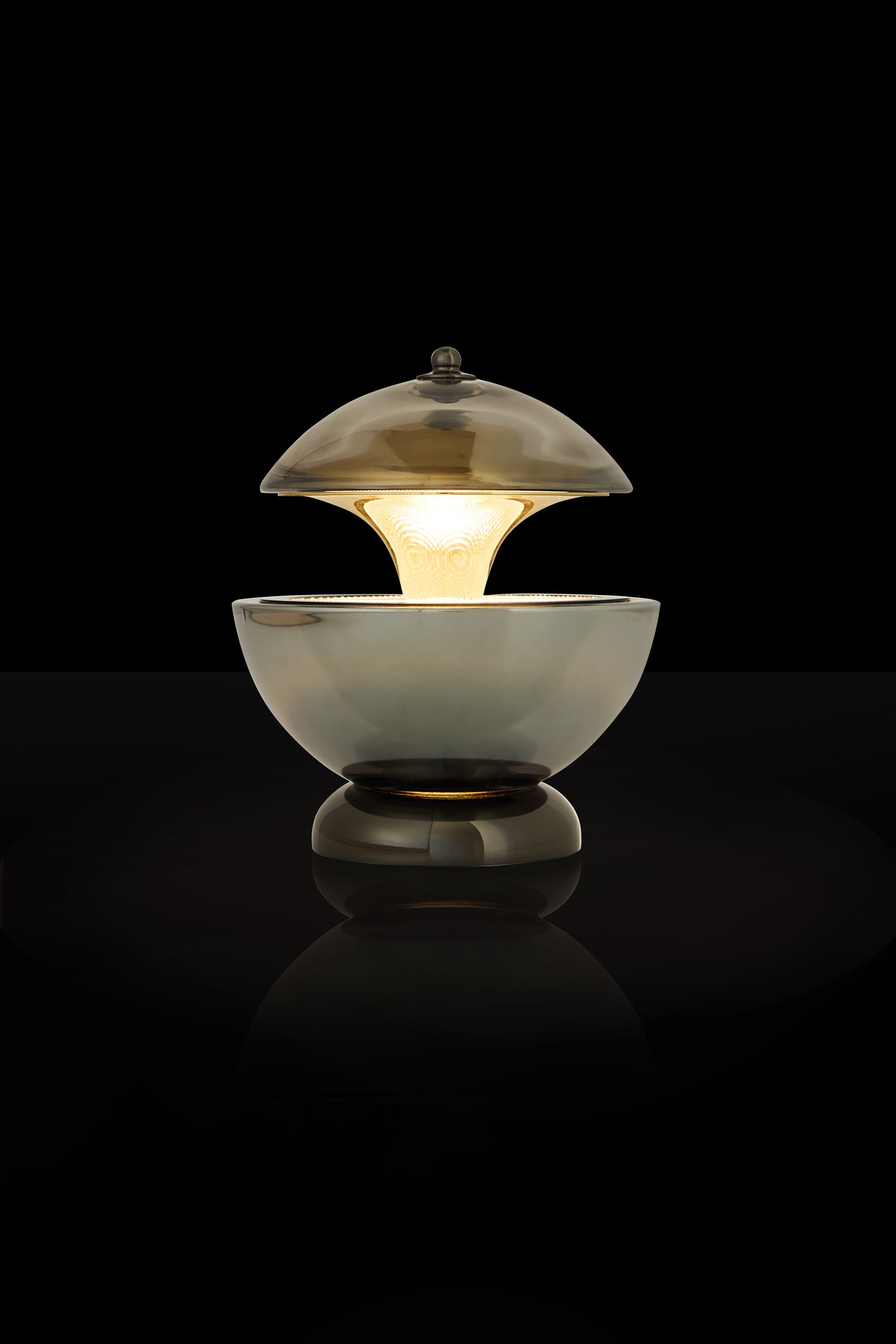 L’Indécente - Aufladbare tischlampe - Curiosités Désirables ©