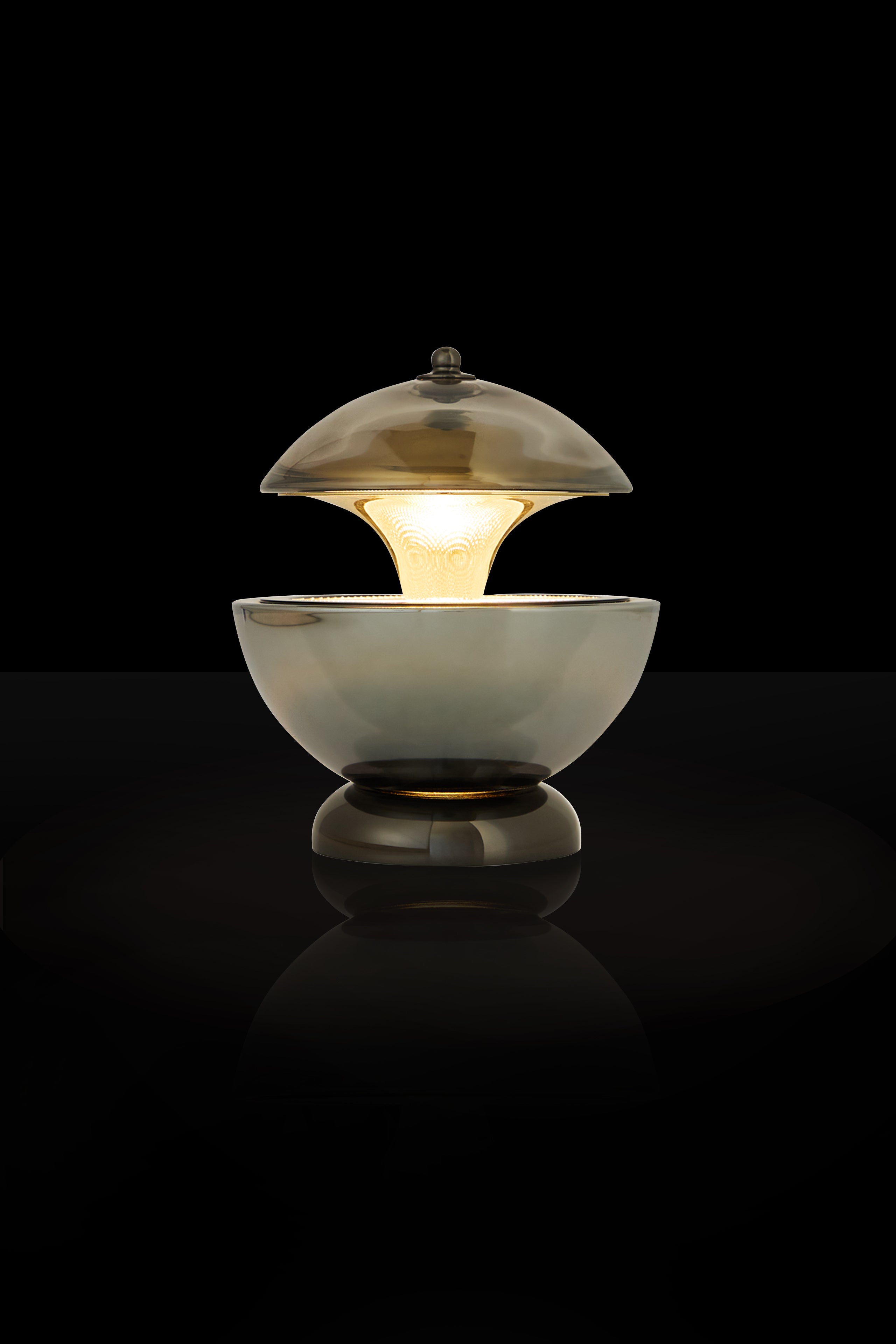 L’Indécente - Aufladbare tischlampe - Curiosités Désirables ©