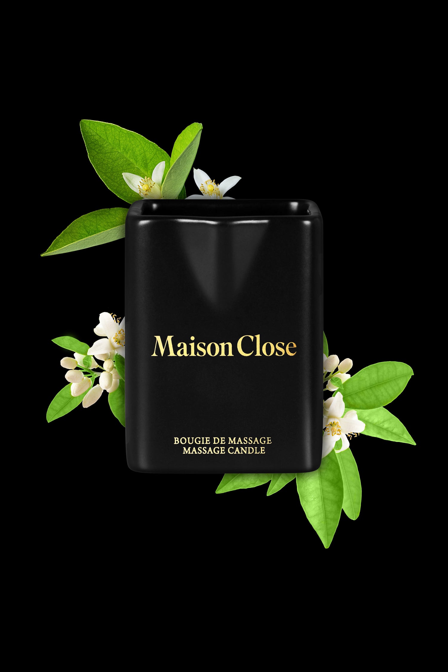 massagekerze-a-fleur-de-peau-les-romantiques-maison-close